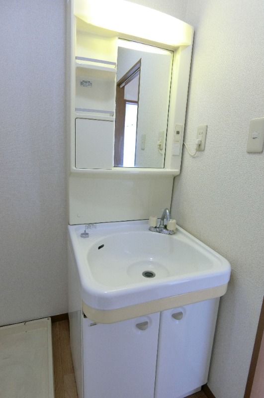 �y���ʏ��z�@