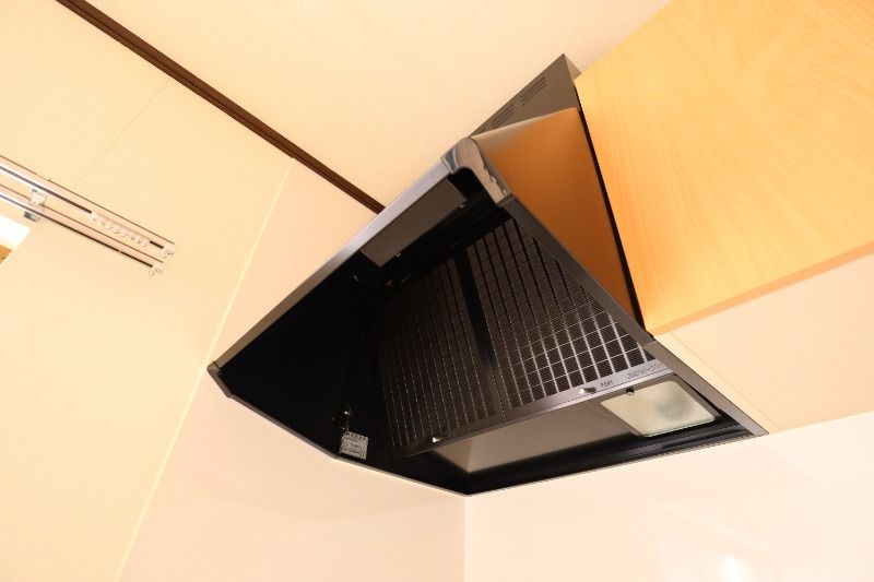 �y���̑��ݔ��z�@�L�b�`�����C��