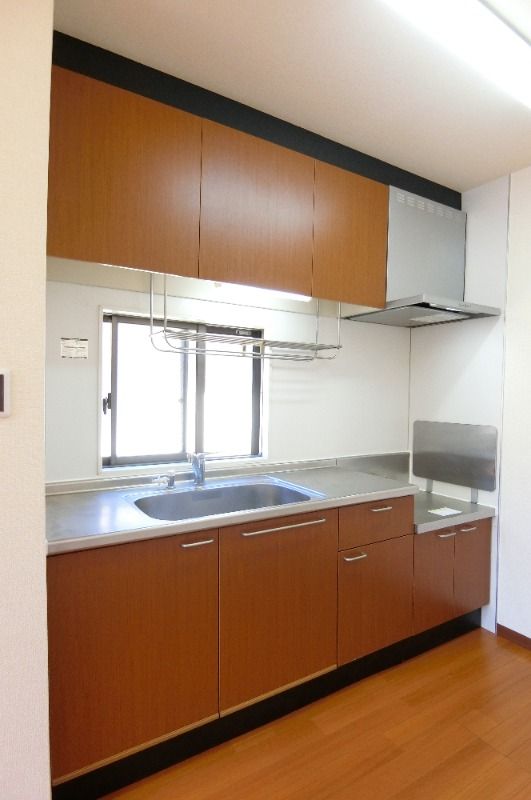 �y�L�b�`���z�@