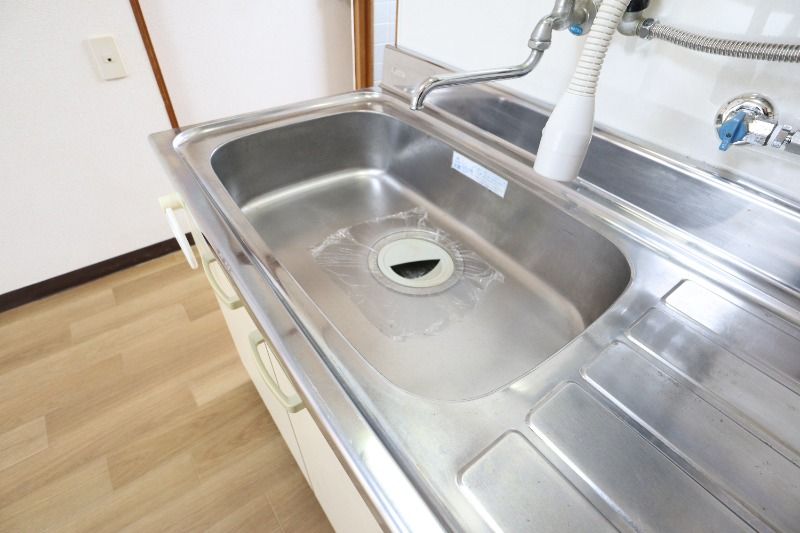 �y�L�b�`���z�@