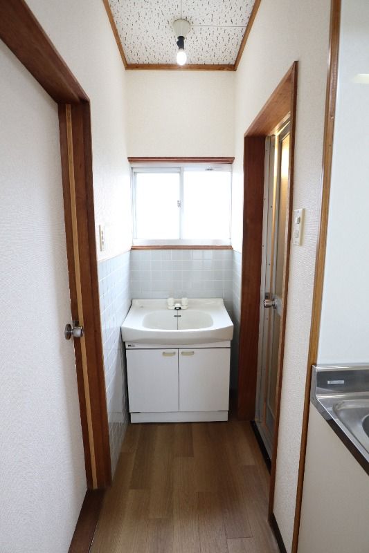 �y���ʏ��z�@