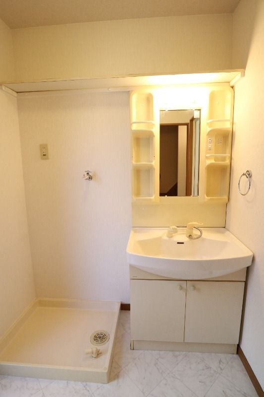 �y���ʏ��z�@