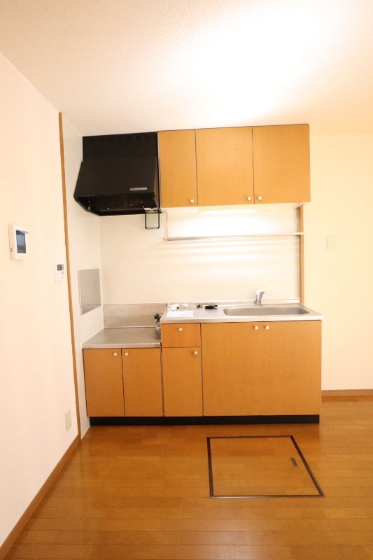 �y�L�b�`���z�@