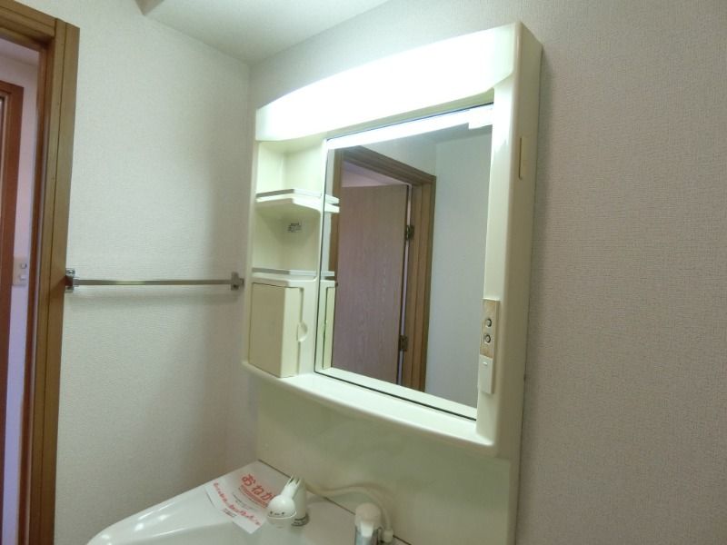 �y���ʏ��z�@