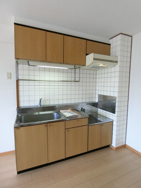 �y�L�b�`���z�@