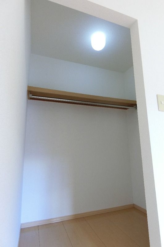 �y���[�z�@�E�H�[�N�C���N���[�[�b�g