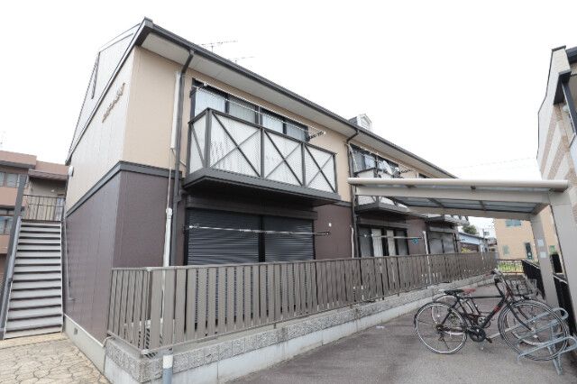 ���]���h�[���Β��̌����O��