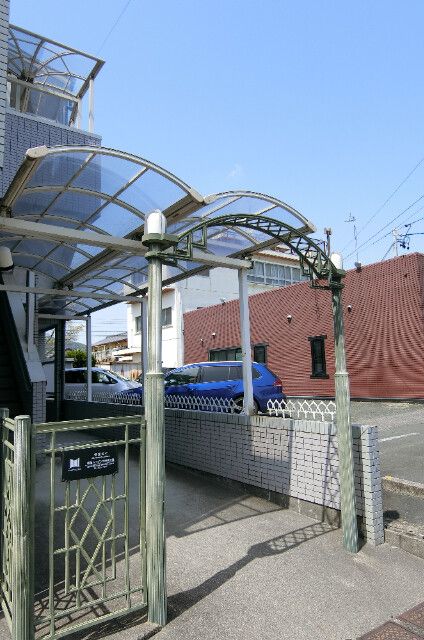 �y�G���g�����X�z�@