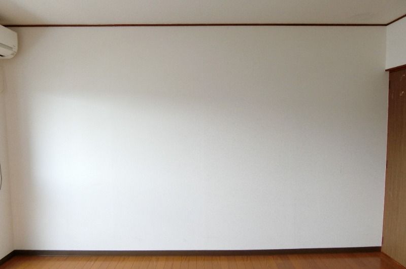 �y�����E���r���O�z�@