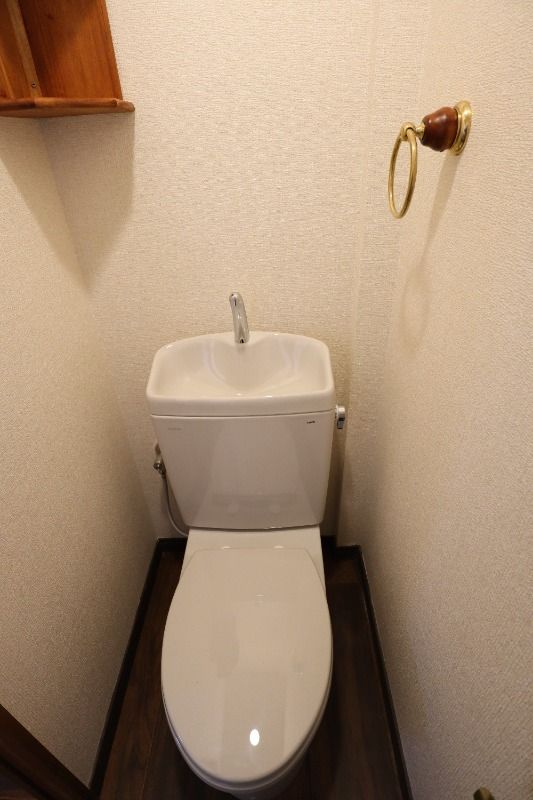 �y�g�C���z�@