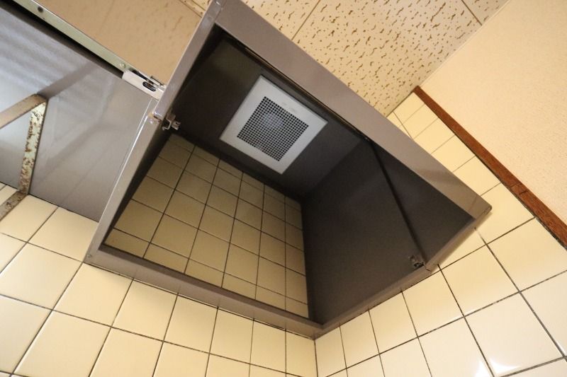 �y���̑��ݔ��z�@�L�b�`�����C��