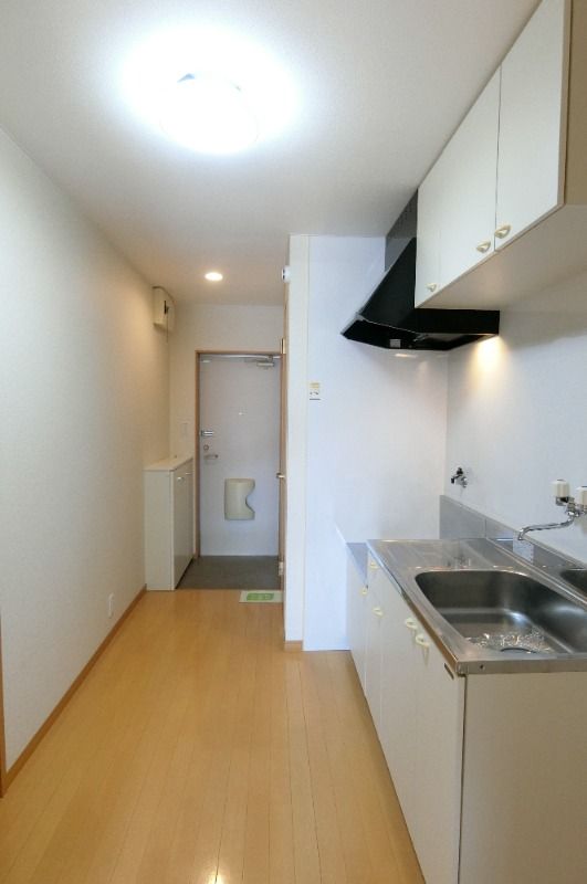 �y���̑������E�X�y�[�X�z�@