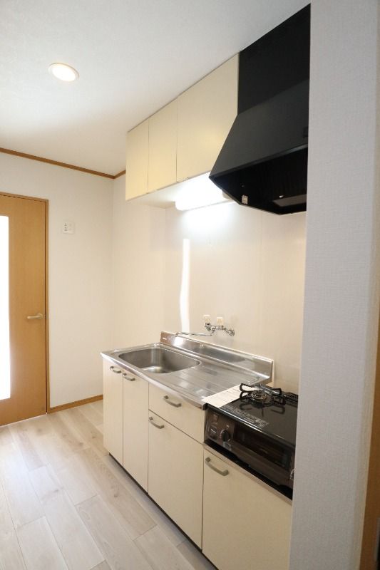 �y�L�b�`���z�@