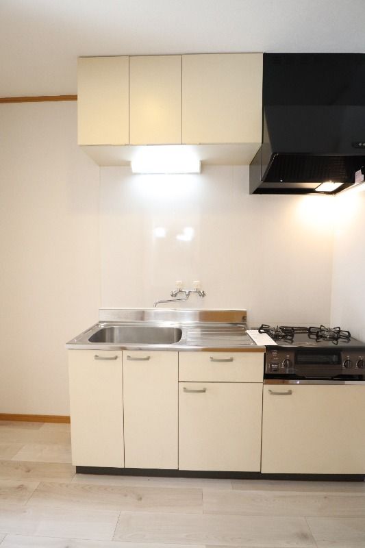 �y�L�b�`���z�@