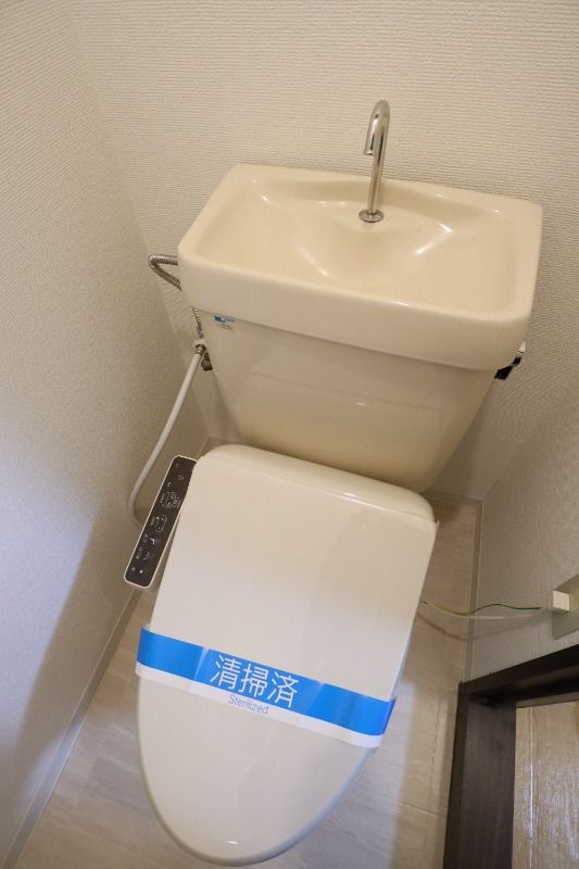 �y�g�C���z�@