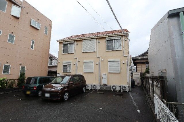 �v�����h�[���̌����O��