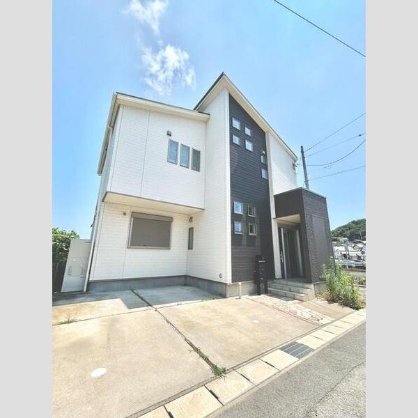 ���Y����l�ˌ��̌����O��