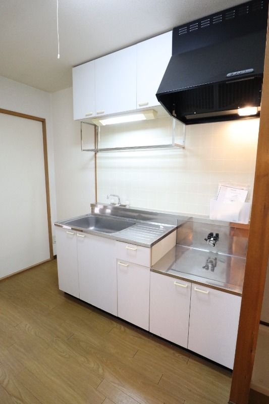 �y�L�b�`���z�@