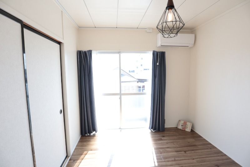 �y���̑������E�X�y�[�X�z�@���f�����[��