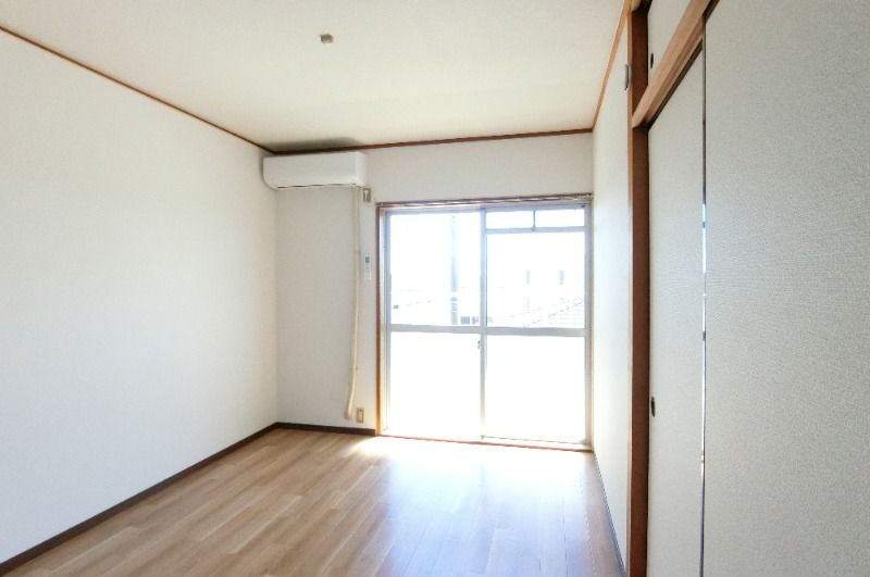 �y���̑������E�X�y�[�X�z�@