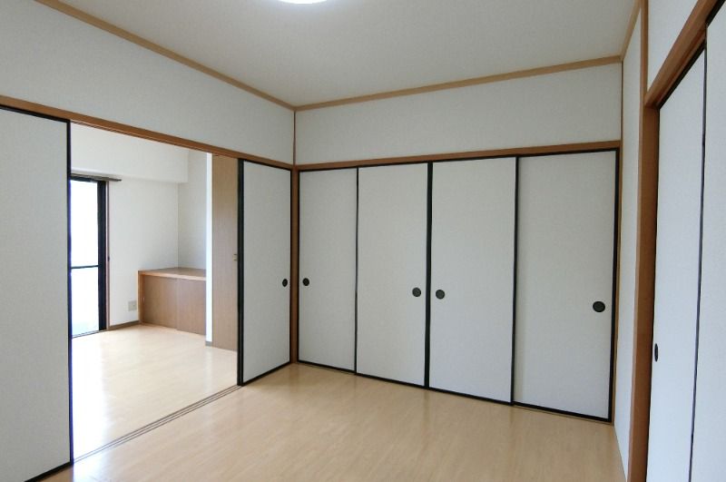 �y���̑������E�X�y�[�X�z�@