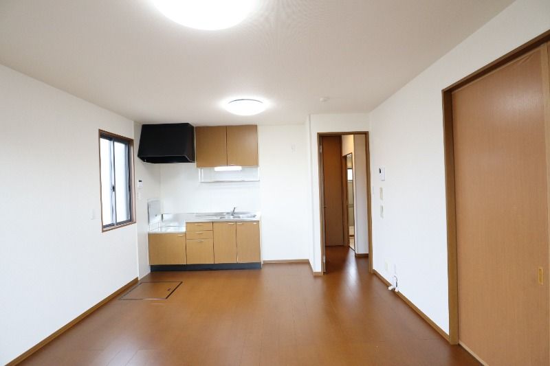 �y�����E���r���O�z�@