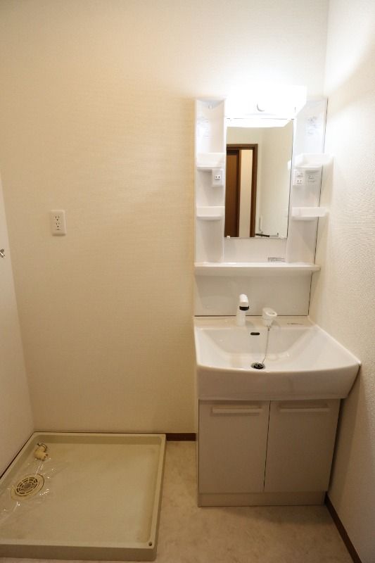 �y���ʏ��z�@