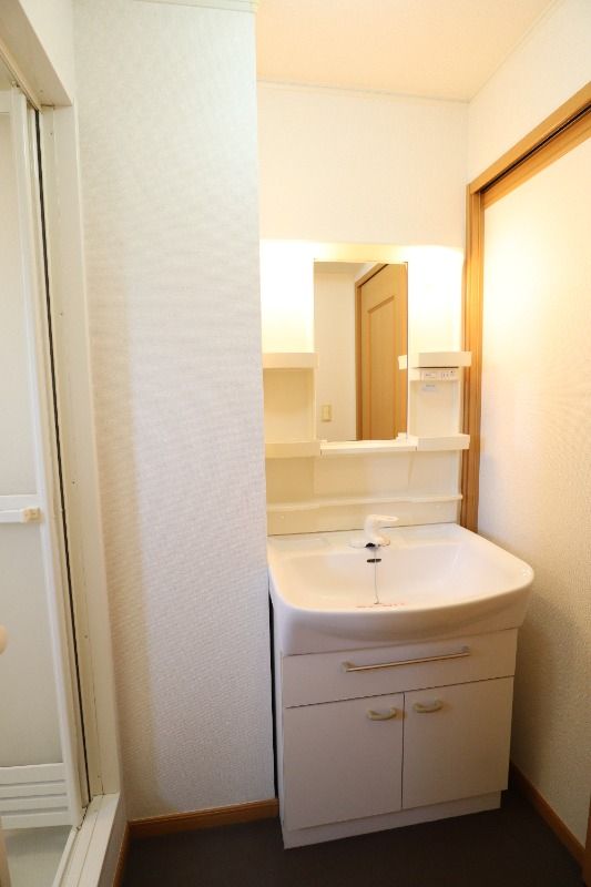 �y���ʏ��z�@