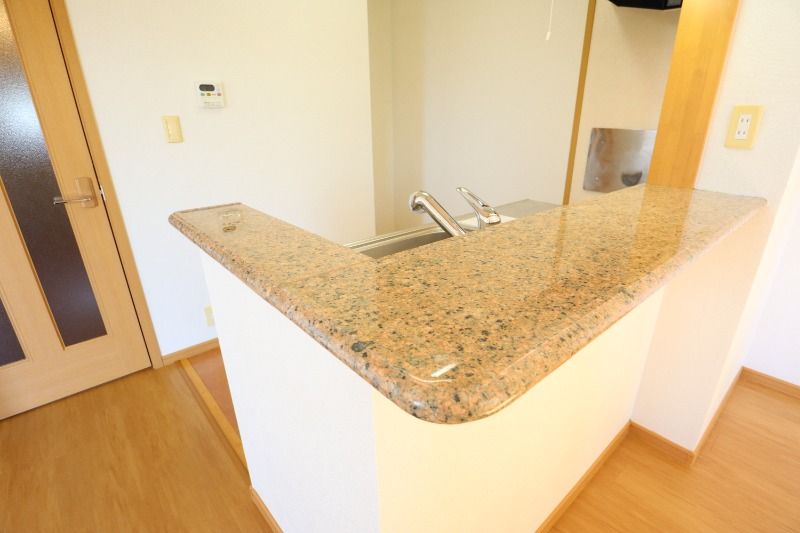 �y�L�b�`���z�@�L�b�`���V���N�O�J�E���^�[