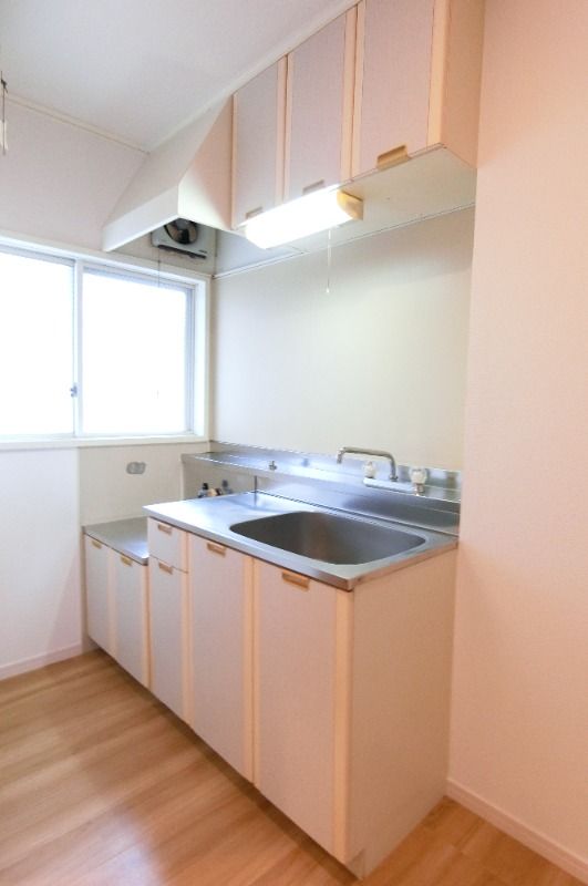 �y�L�b�`���z�@