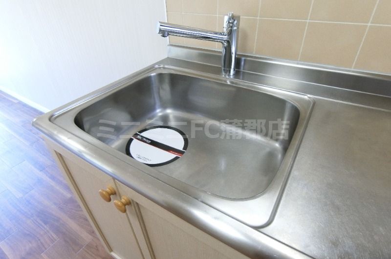 �y�L�b�`���z�@