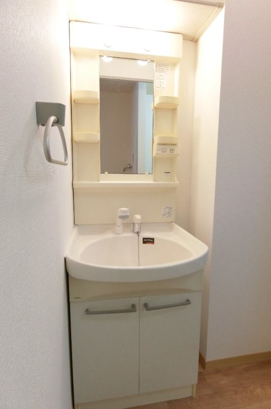 �y���ʏ��z�@