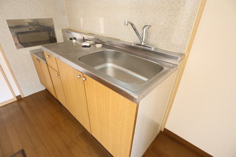 �y�L�b�`���z�@