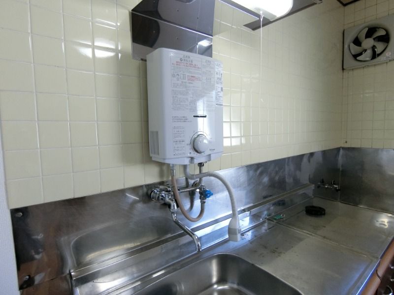 �y�L�b�`���z�@