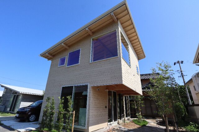 AWAZUKU�@TERRACE�̌����O��