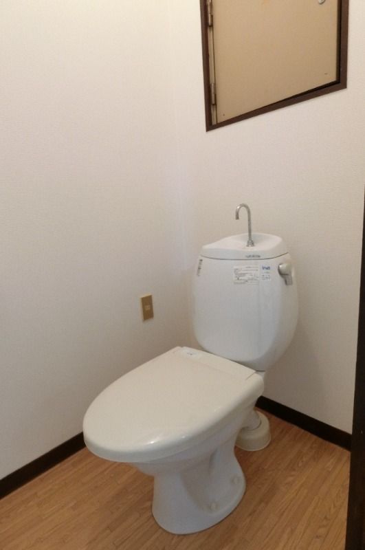 �y�g�C���z�@