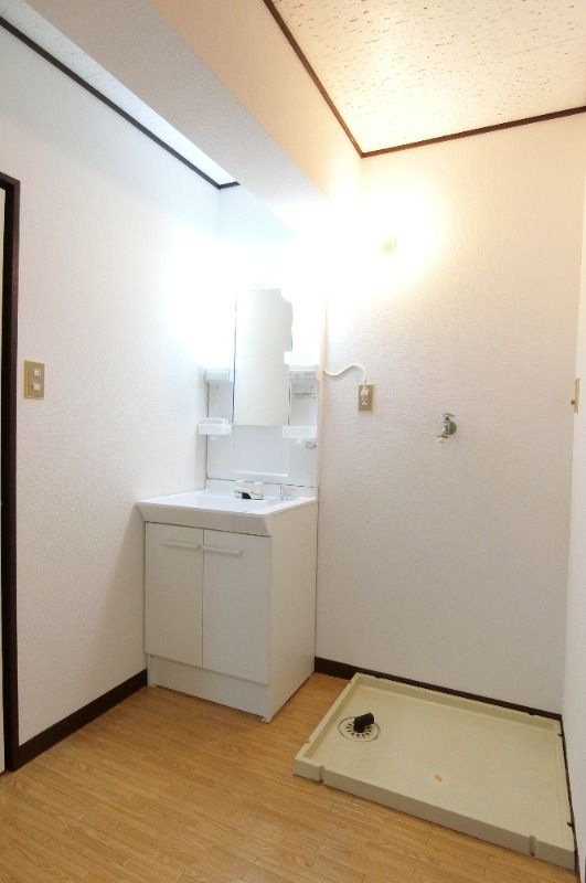 �y���ʏ��z�@