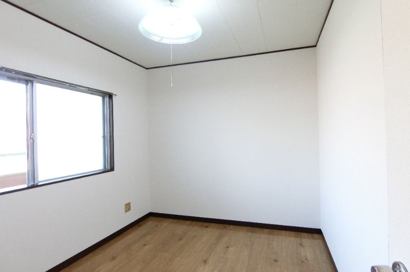 �y���̑������E�X�y�[�X�z�@