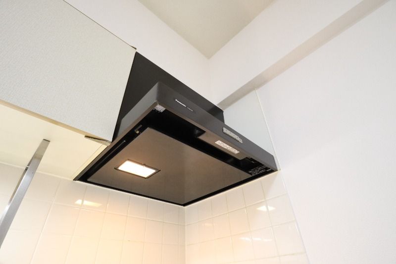 �y���̑��ݔ��z�@�L�b�`�����C��