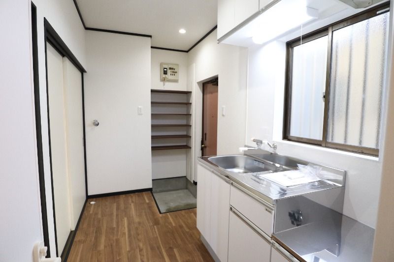 �y�L�b�`���z�@