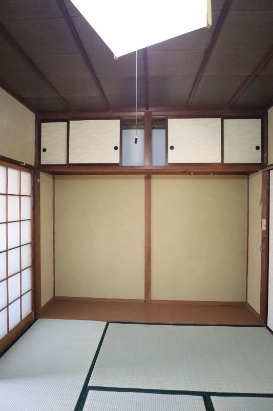 �y�����E���r���O�z�@