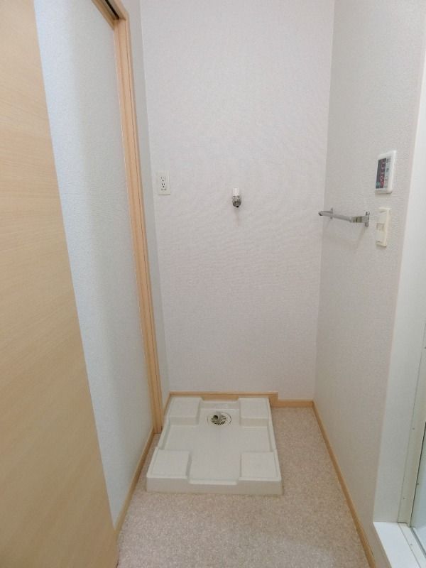 �y���̑��ݔ��z�@