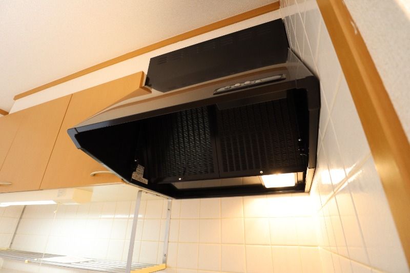 �y���̑��ݔ��z�@�L�b�`�����C��