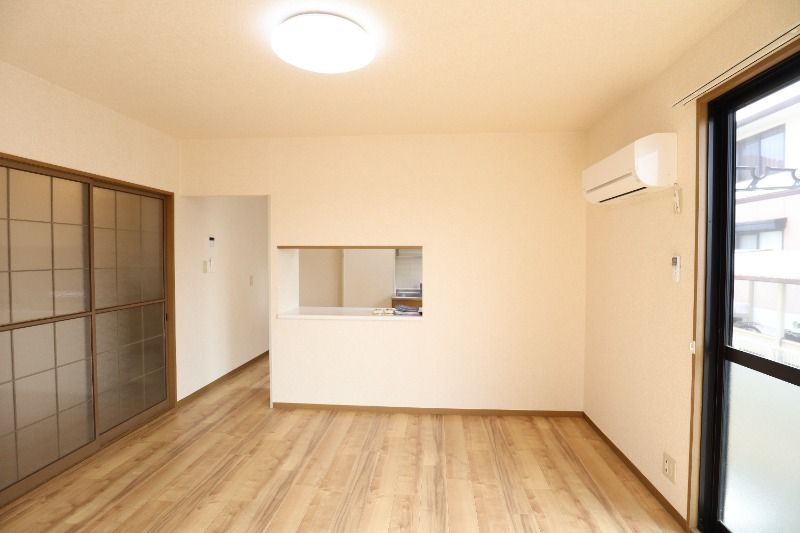 �y���ԁE���r���O�z�@