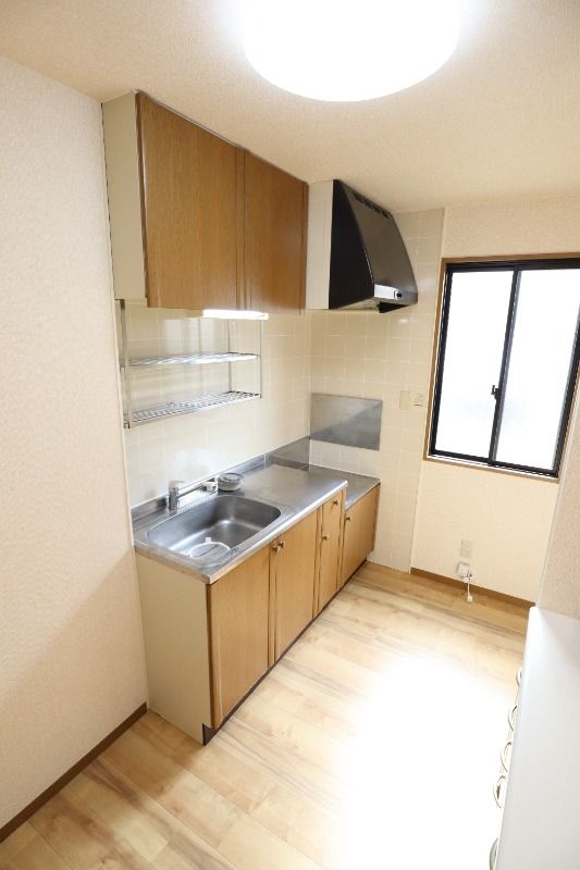 �y�L�b�`���z�@