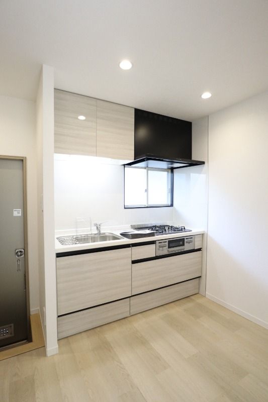 �y�L�b�`���z�@