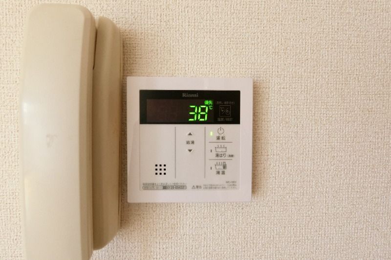 �y���̑��ݔ��z�@