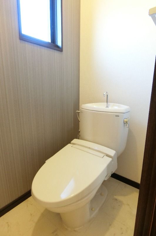 �y�g�C���z�@