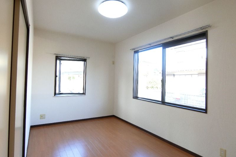 �y���̑������E�X�y�[�X�z�@