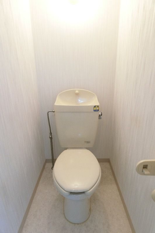 �y�g�C���z�@